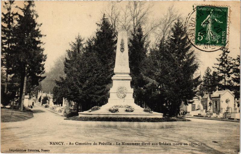 Carte postale ancienne Nancy Cimetiere de Preville Monument aux Morts à Nancy