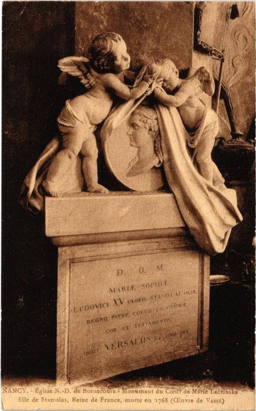 Carte postale ancienne Nancy Eglise de Bonsecours Monument de Maria Leczinska à Nancy