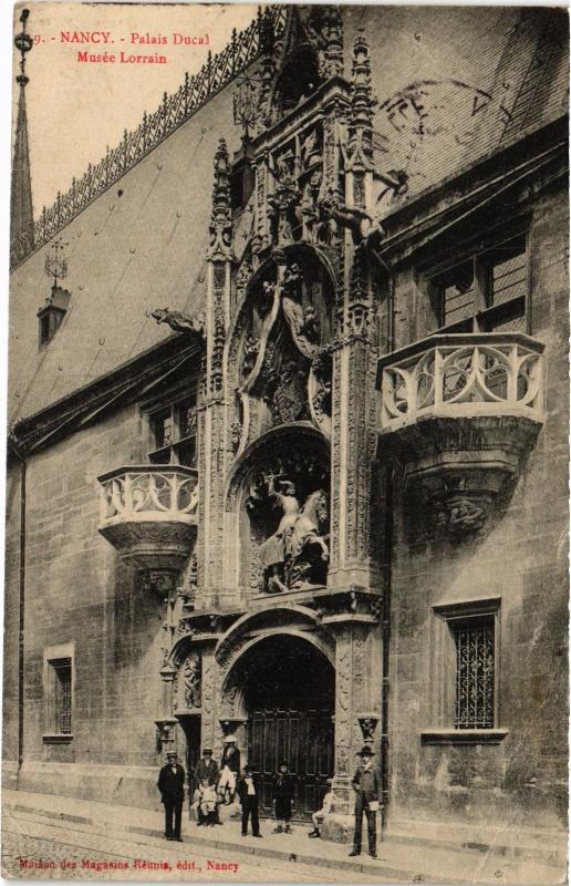 Carte postale ancienne Nancy Palais Ducal Musee Lorrain à Nancy