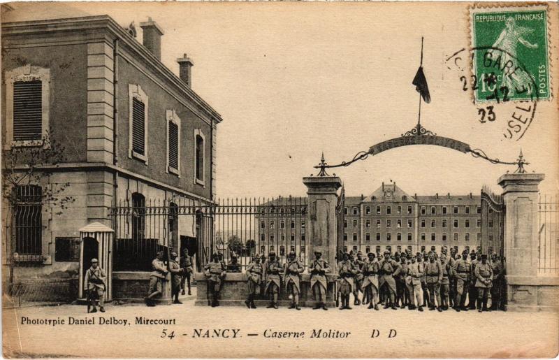 Carte postale ancienne Nancy Caserne Molitor à Nancy