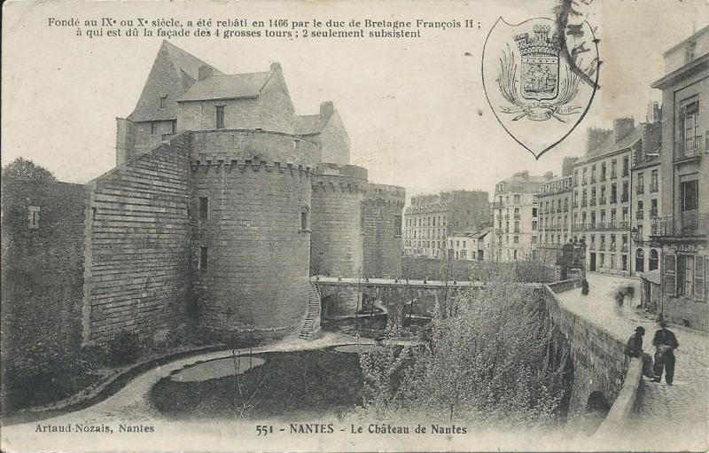 Carte postale ancienne Le Château à Nantes