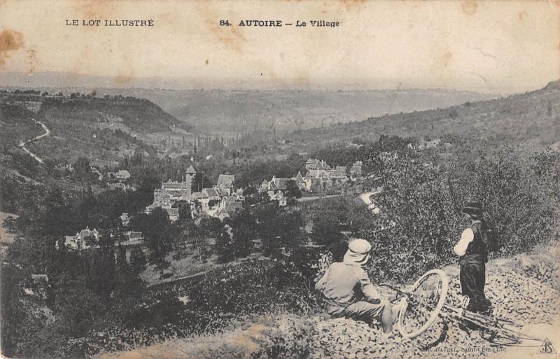 Carte postale ancienne Autoire - Le Village - verso Inconnu Retour A L'Envoyeur à Autoire