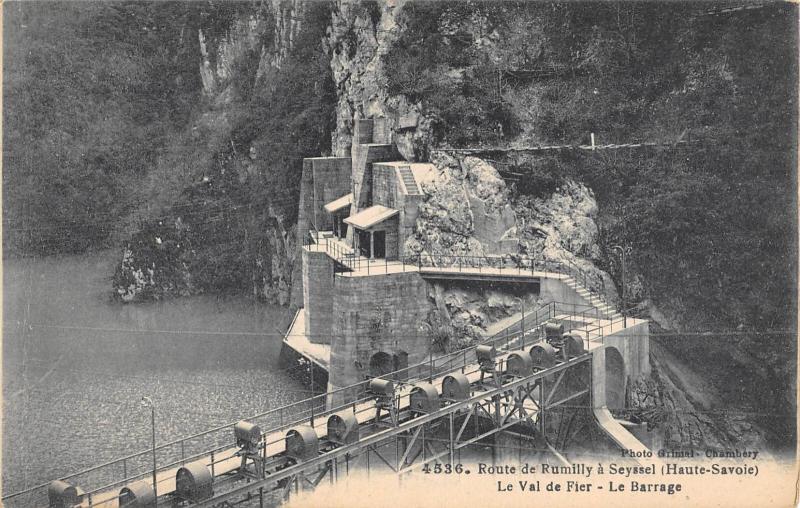 Carte postale ancienne Route De Rumilly A Seyssel - Val De Fier - Le Barrage à Rumilly