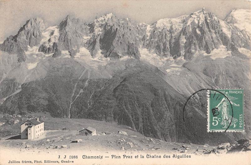 Carte postale ancienne Chamonix - Plan Praz Et La Chaine Des Aiguilles