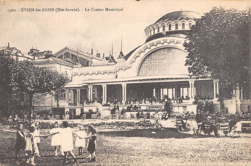 Carte postale ancienne Evian Les Bains - Le Casino Municipal à Évian-les-Bains