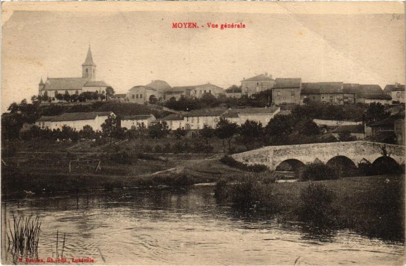 Carte postale ancienne Moyen vue generale à Moyen