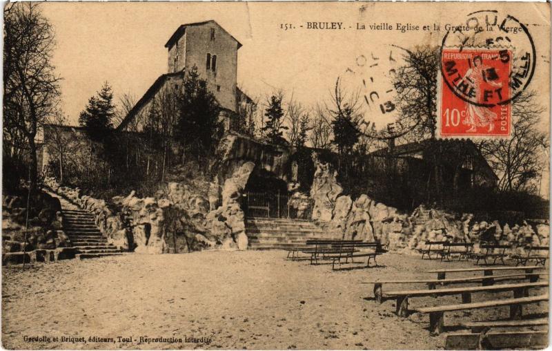 Carte postale ancienne Bruley Eglise et la Grotte à Bruley