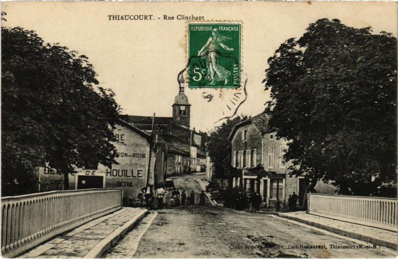 Carte postale ancienne Thiaucourt Rue Clinchant