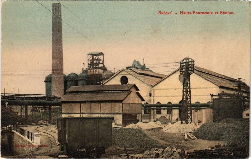 Carte postale ancienne Auboue Hauts Fourneaux et Station