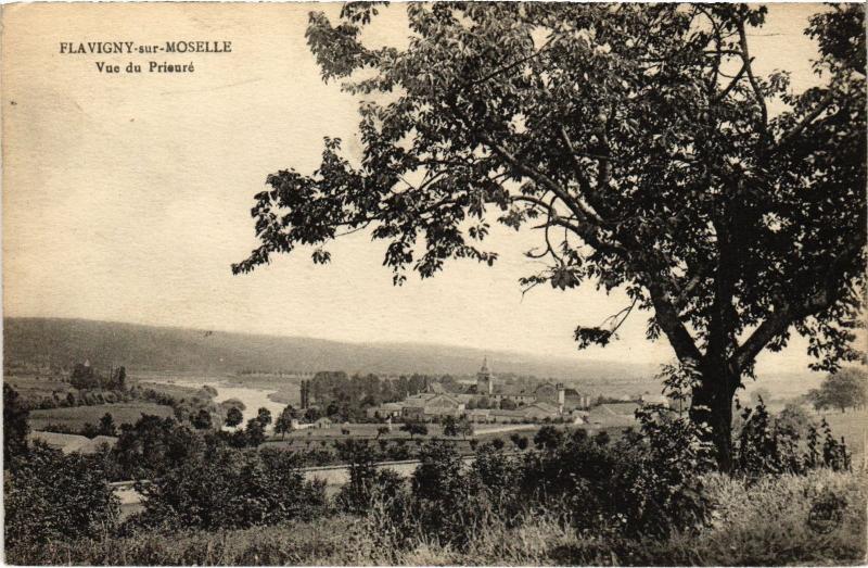 Carte postale ancienne Flavigny vue du prieure