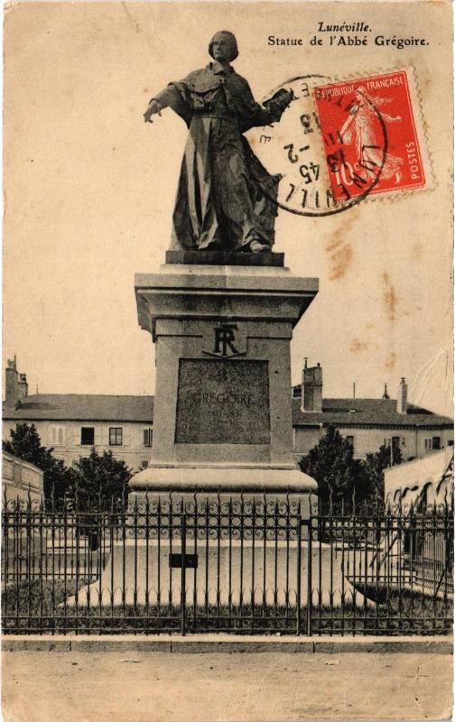 Carte postale ancienne Luneville Statue de l'Abbe Gregoire