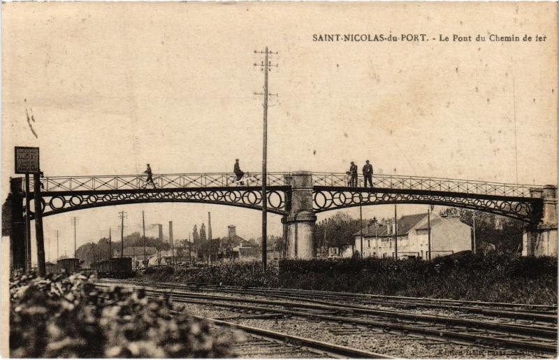 Carte postale ancienne St Nicolas du Port Pont du Chemin de fer