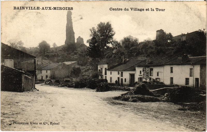 Carte postale ancienne Bainville centre du village et la tour