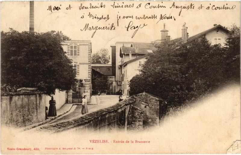 Carte postale ancienne Vezelise entree de la Brasserie