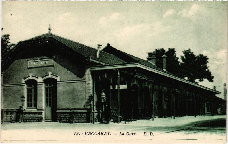 Carte postale ancienne Baccarat la gare à Baccarat