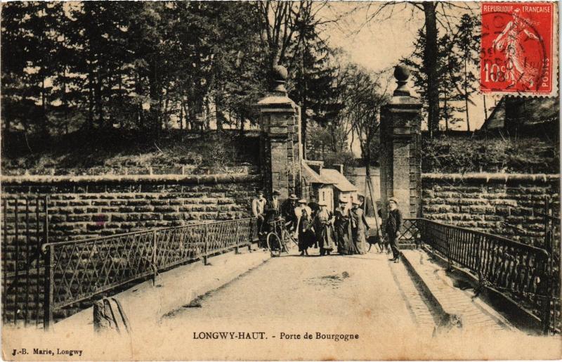 Carte postale ancienne Longwy Porte de Bourgogne à Longwy