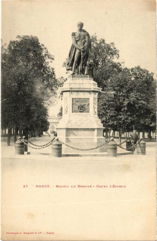 Carte postale ancienne Nancy Statue de Drouot à Nancy