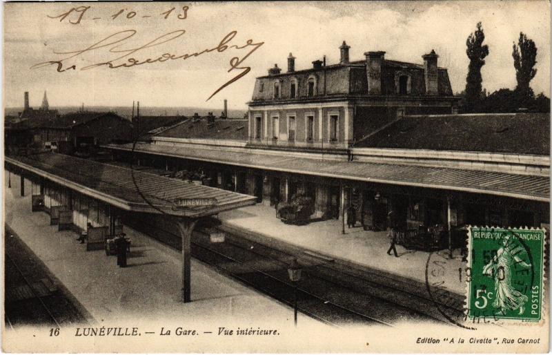 Carte postale ancienne Luneville la gare