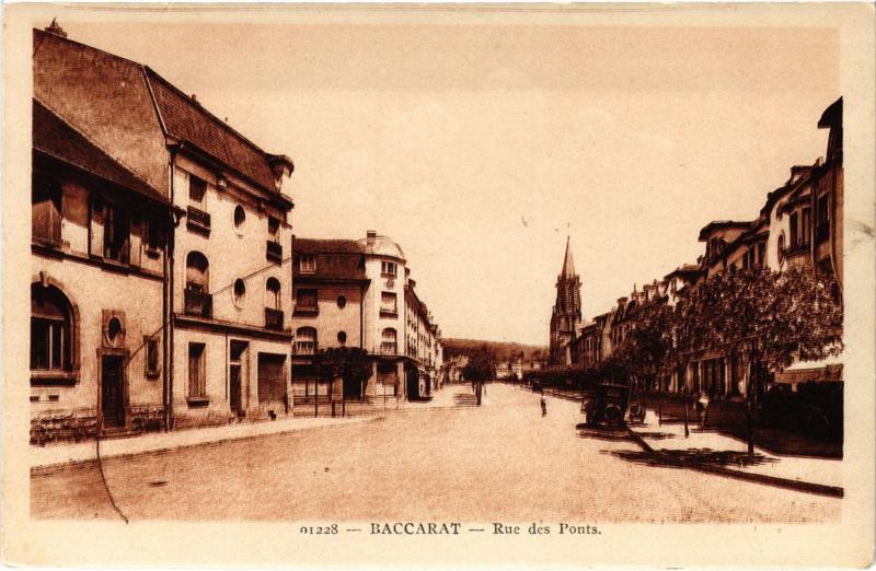Carte postale ancienne Baccarat Rue des Ponts à Baccarat