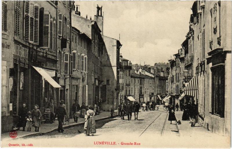 Carte postale ancienne Luneville Grande Rue