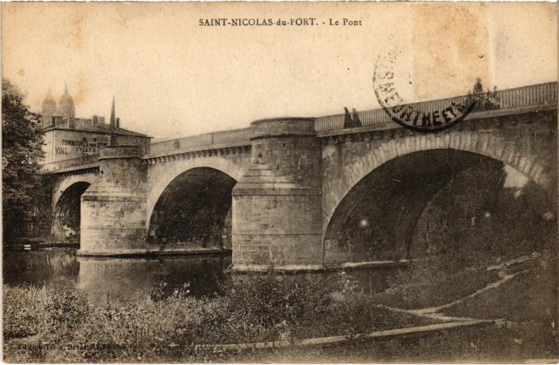 Carte postale ancienne St Nicolas du Port le Pont