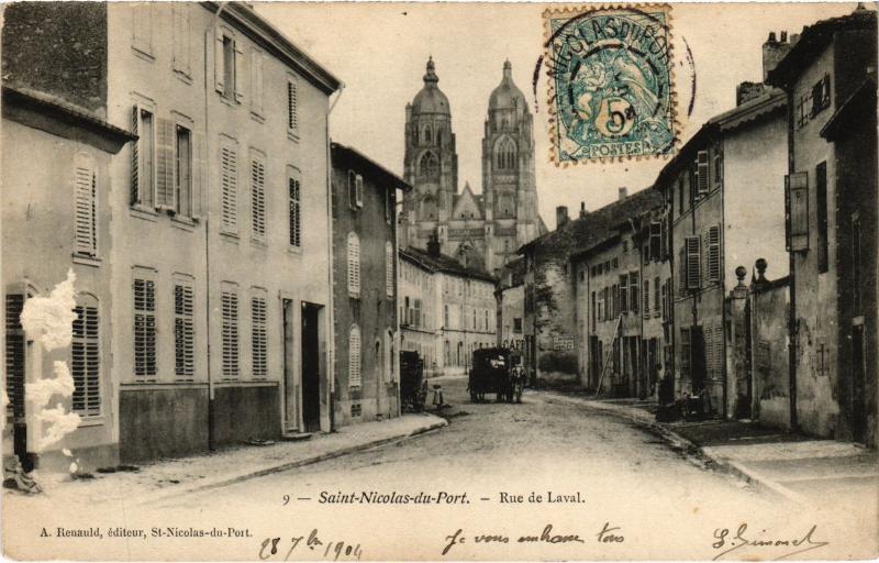 Carte postale ancienne St Nicolas du Port Rue de Laval