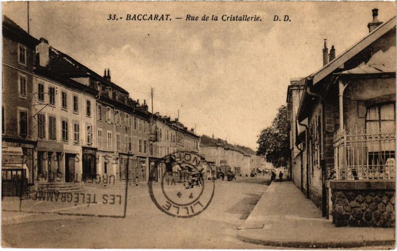 Carte postale ancienne Baccarat Rue de la Cristallerie à Baccarat