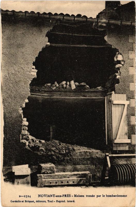 Carte postale ancienne Novant Maison trouee