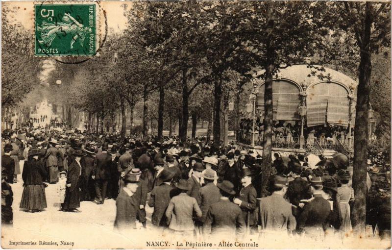 Carte postale ancienne Nancy la Pepiniere Allee centrale à Nancy