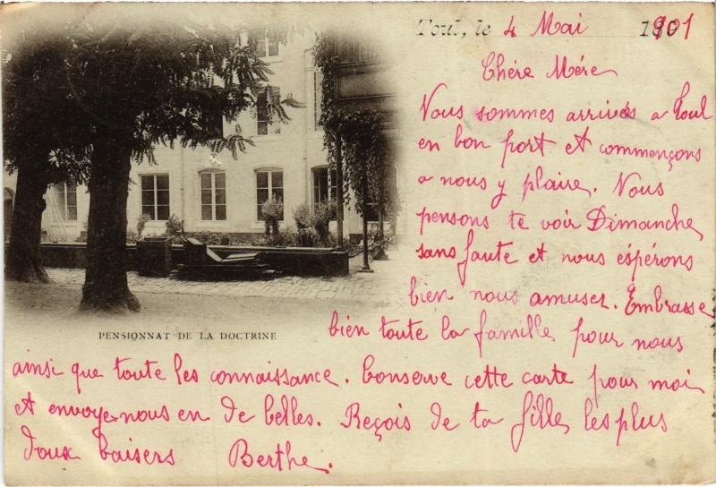 Carte postale ancienne Toul Pensionnat de la Doctrine