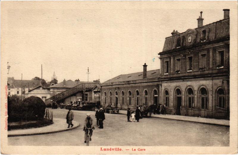 Carte postale ancienne Luneville la gare