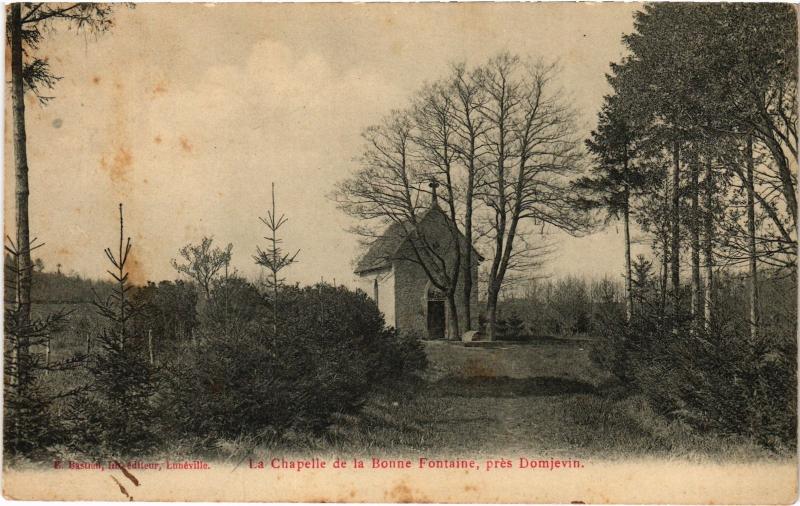 Carte postale ancienne Domjevin Chapelle de la Bonne Fontaine à Domjevin
