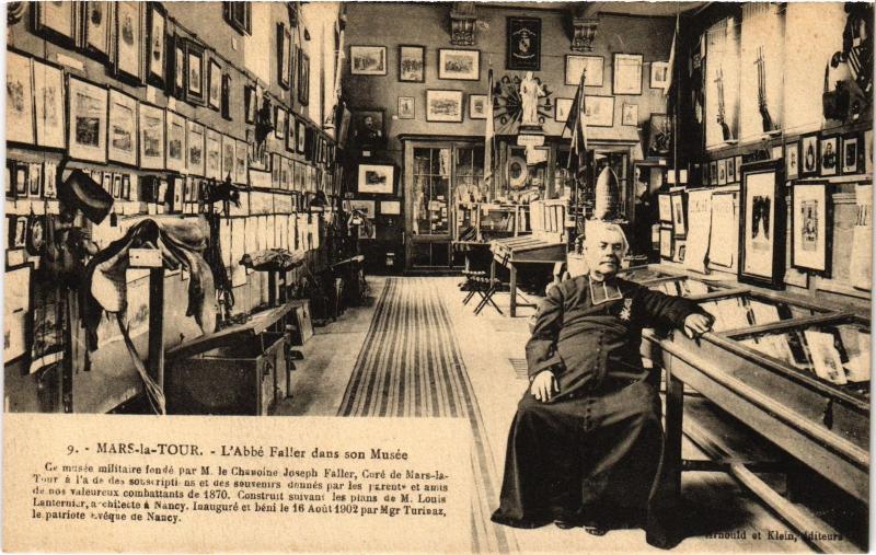 Carte postale ancienne Mars la Tour Abbe Faller dans son Musee à Mars-la-Tour