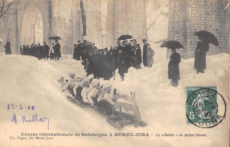 Carte postale ancienne Course Internationale De Bobsleighs A Morez-Jura - Le Bolide En Pleine Vi