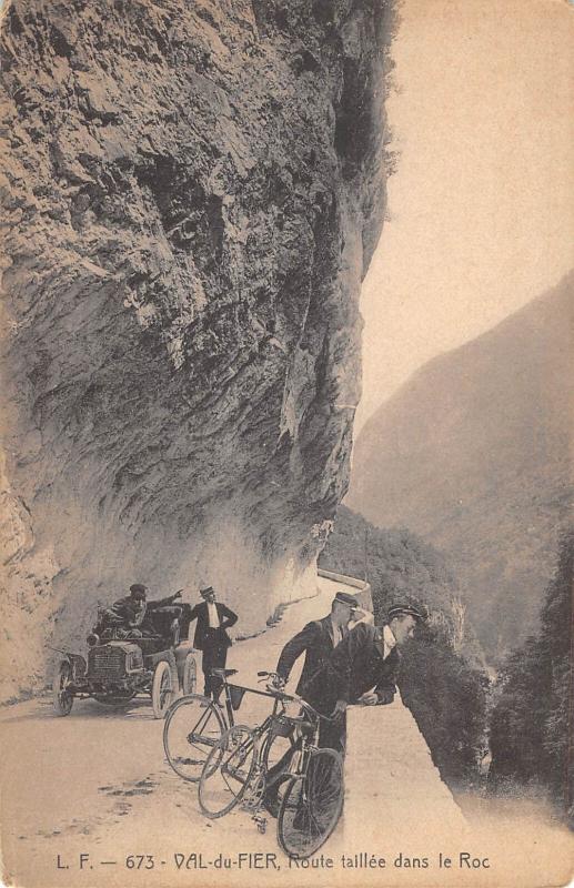Carte postale ancienne Val Du Fier - Route Taillee Dans Le Roc