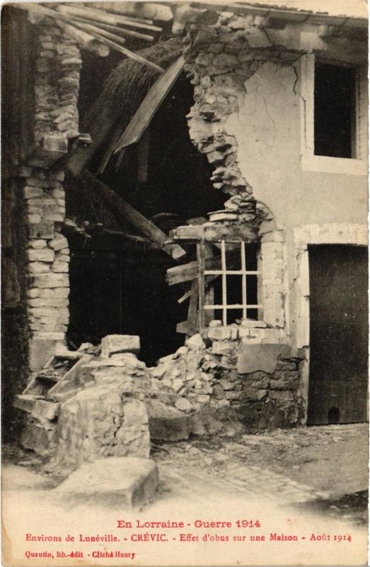Carte postale ancienne Crevic effet d'obus sur une maison