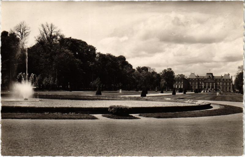 Carte postale ancienne Luneville le chateau et les bosquets