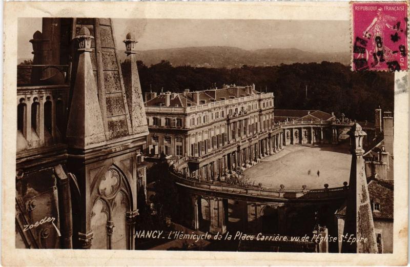 Carte postale ancienne Nancy Hemicycle de la Carriere à Nancy