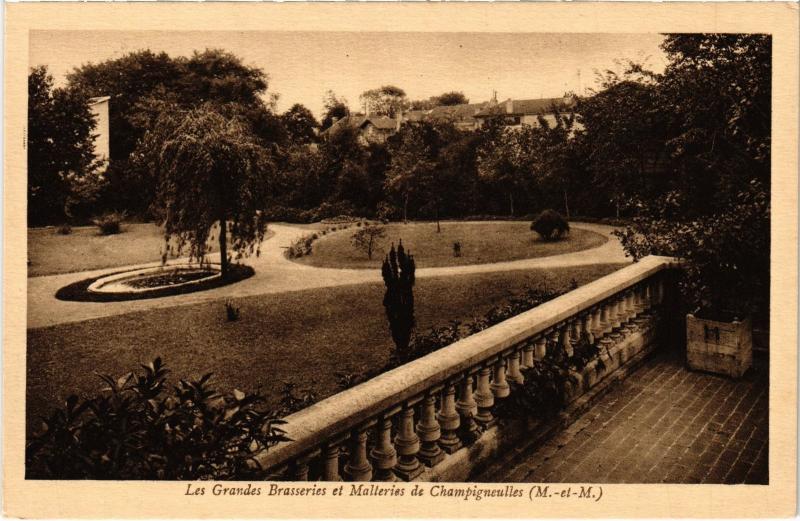 Carte postale ancienne Champigneulles les Grandes Brasseries à Champigneulles