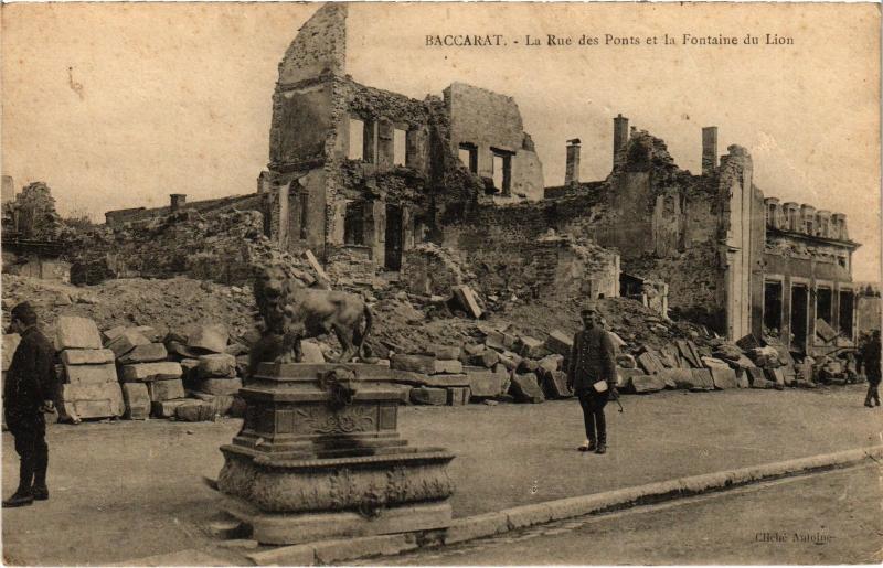Carte postale ancienne Baccarat Rue des Ponts à Baccarat