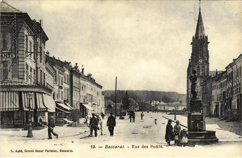 Carte postale ancienne Baccarat Rue des Ponts à Baccarat