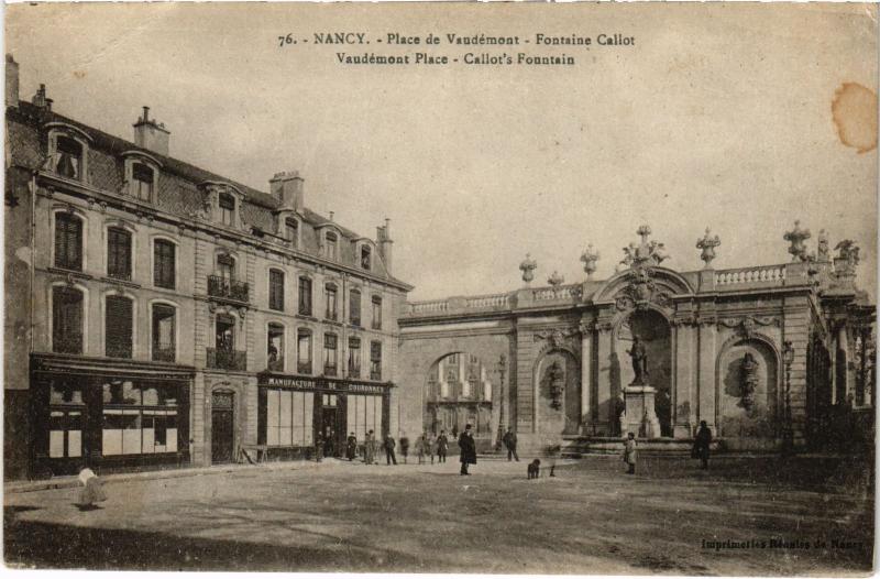 Carte postale ancienne Nancy Place de Vaudemont à Nancy
