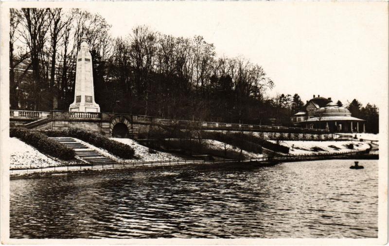 Carte postale ancienne Longwy Parc des Recollets à Longwy