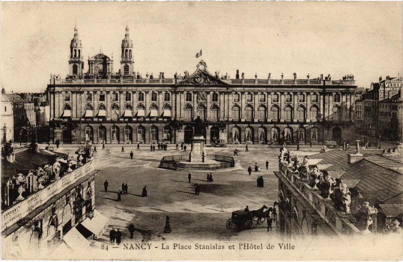 Carte postale ancienne Nancy Place Stanislas Hotel de Ville à Nancy