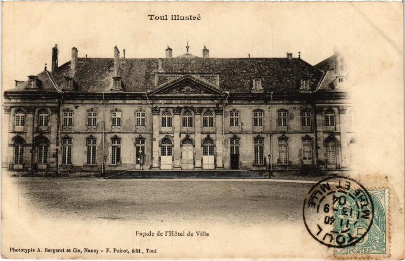 Carte postale ancienne Toul Hotel de Ville