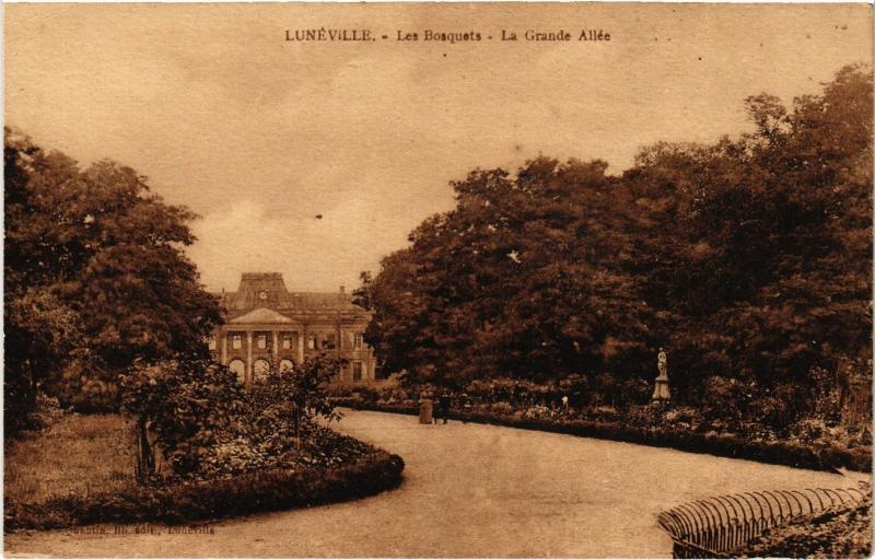 Carte postale ancienne Luneville les bosquets