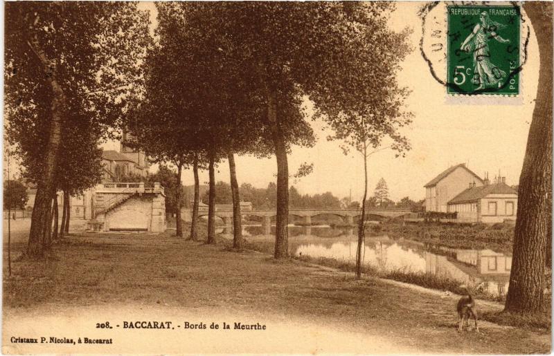 Carte postale ancienne Baccarat Bords de la Meurthe à Baccarat