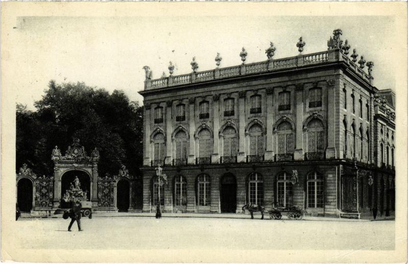 Carte postale ancienne Nancy Place Stanislas à Nancy