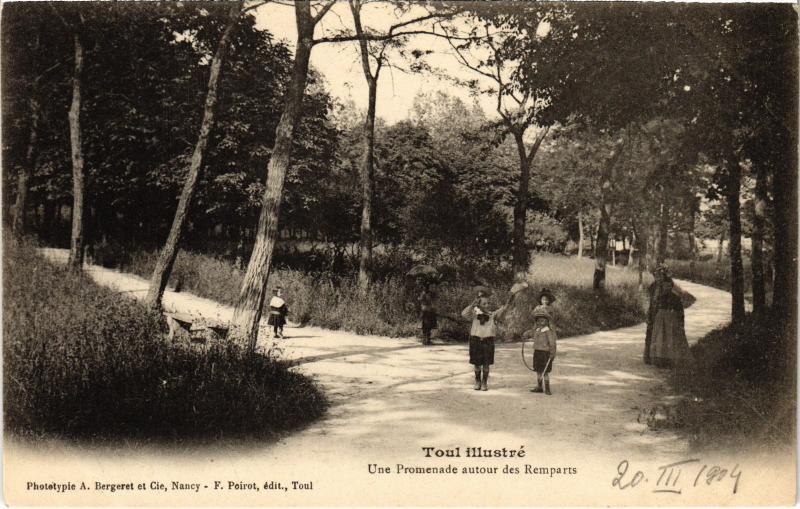 Carte postale ancienne Toul une promenade autour des Remparts