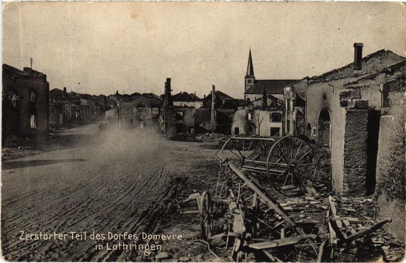 Carte postale ancienne Zerstorter Teil des Dorfes Domevre